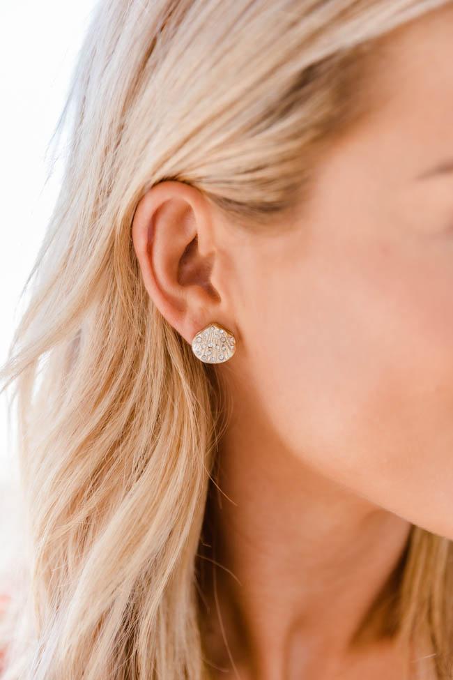 Shore Thing Gold Seashell Earring Set