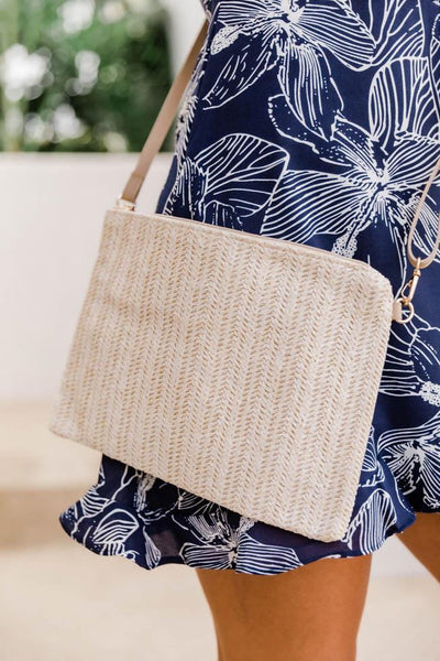 Path To The Tropics Straw Ivory Clutch