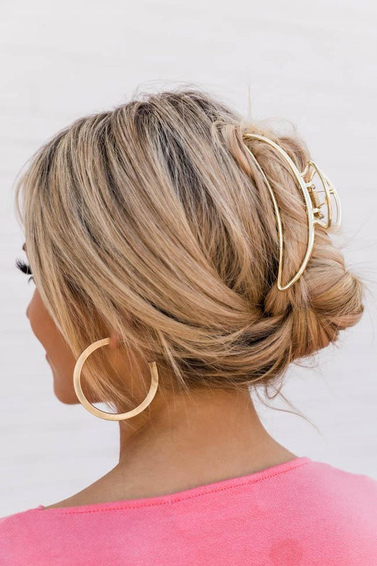 On Your Own Oval Gold Hair Claw