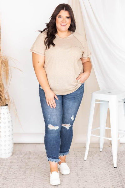 Lively Spirit Oatmeal Scoopneck Pocket Tee