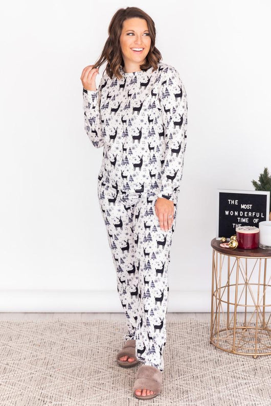 Nighttime Story Ivory Reindeer Pajama Top
