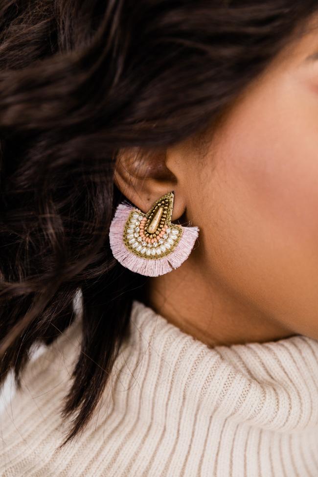 Find The Similarities Beaded Earrings Pink