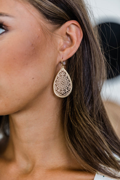 Dancing Heart Light Pink Teardrop Earrings